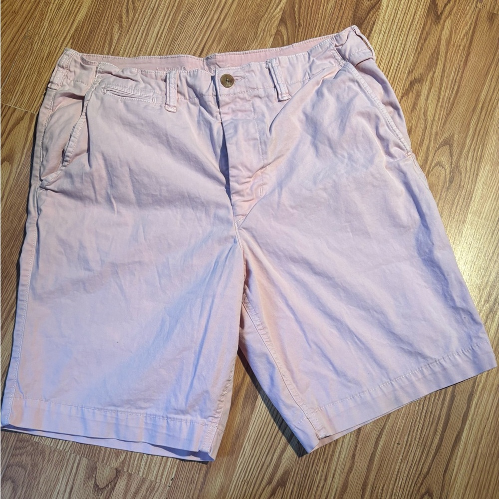 American eagle shorts size 33